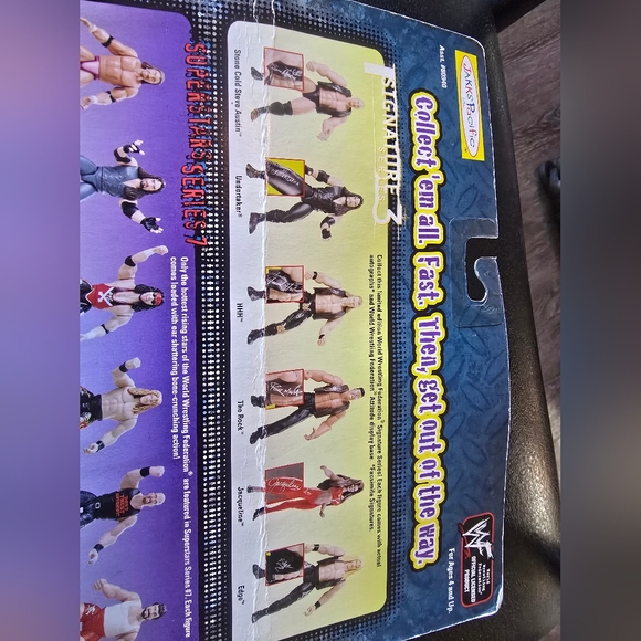 WWF Wrestlemania XV Rocky Maivia The Rock Signature Series 3 WWE Figure - Jakks - Picture 4 of 5